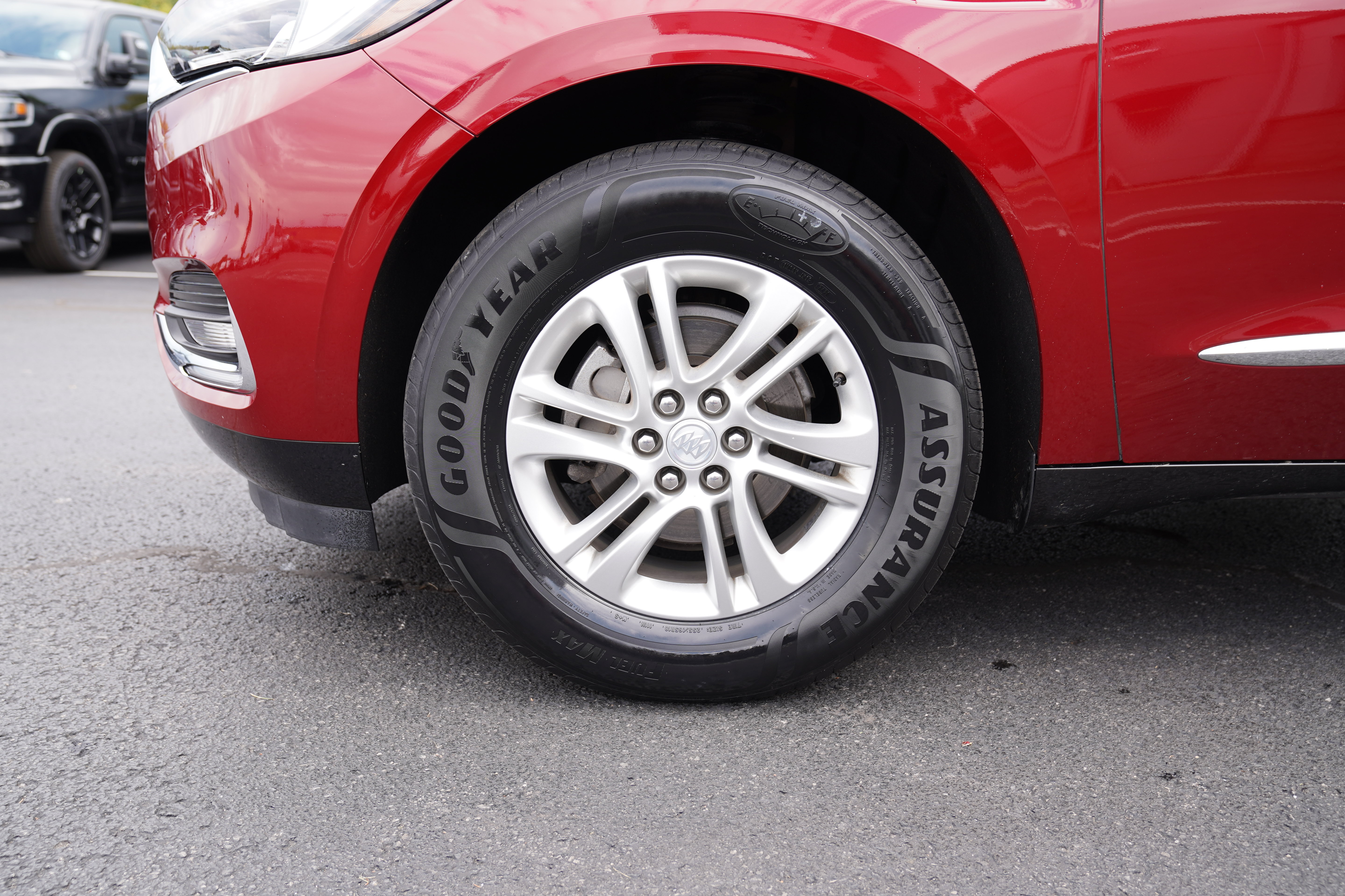 Used 2020 Buick Enclave Premium AWD/4WD image 16