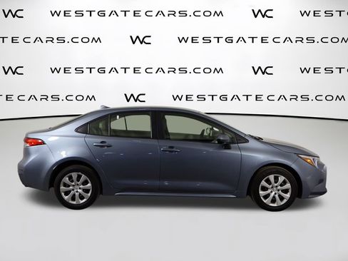 Used 2025 Toyota Corolla LE w/ Convenience Package image 45