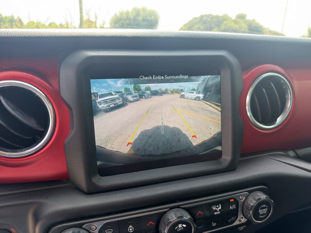 Used 2021 Jeep Wrangler Unlimited Rubicon AWD/4WD image 27