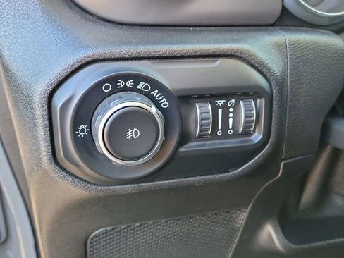 Used 2020 Jeep Wrangler Unlimited Sport S image 21