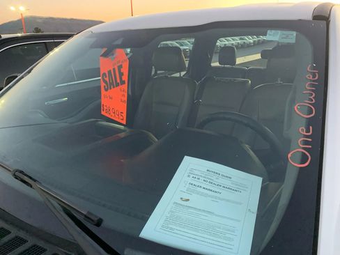 Used 2020 Ford F250 XL image 3