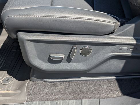 New 2026 Ford F150 Lariat image 16