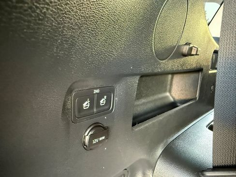 Used 2022 Kia Telluride S AWD/4WD image 48