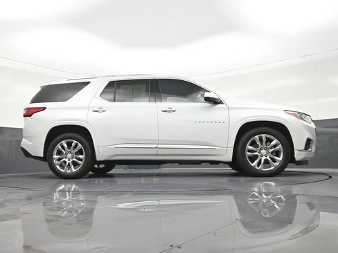 Used 2021 Chevrolet Traverse High Country FWD image 29