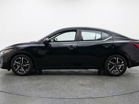 Used 2025 Nissan Sentra SV FWD image 5
