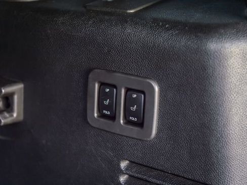 Used 2013 Ford Expedition EL Limited image 12