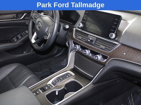 Used 2019 Honda Accord Touring image 23