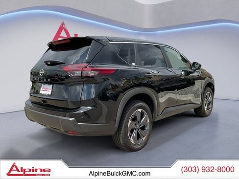 Used 2026 Nissan Rogue SV FWD image 5