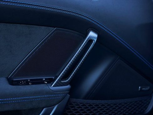 Used 2026 Porsche 911 GT3 w/ Weissach Package image 37