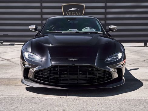 Used 2023 Aston Martin V12 Vantage RWD image 20