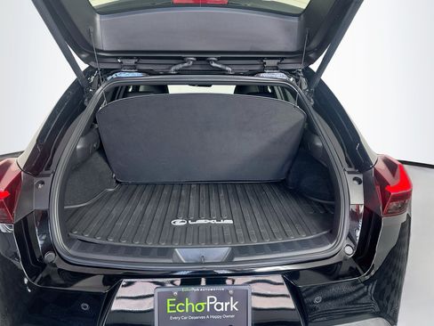 Used 2024 Lexus UX 250h FWD w/ Premium Package image 31