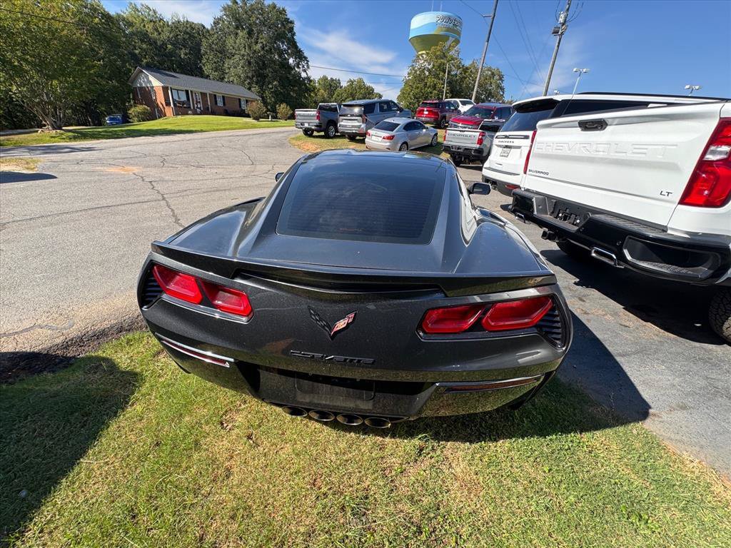Used 2019 Chevrolet Corvette Stingray Coupe w/ Carbon Flash Badge Package RWD image 5