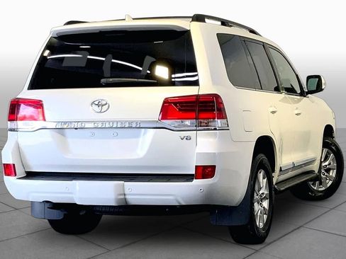 Used 2019 Toyota Land Cruiser AWD/4WD image 13