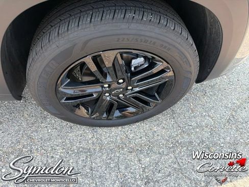 Used 2025 Chevrolet Trax ACTIV w/ Driver Confidence Package FWD image 20
