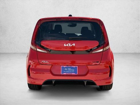 Used 2022 Kia Soul GT-Line FWD image 6