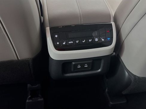 Certified 2026 INFINITI QX60 Luxe w/ Cargo Package image 32