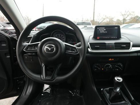 Used 2017 MAZDA MAZDA3 Sport image 13