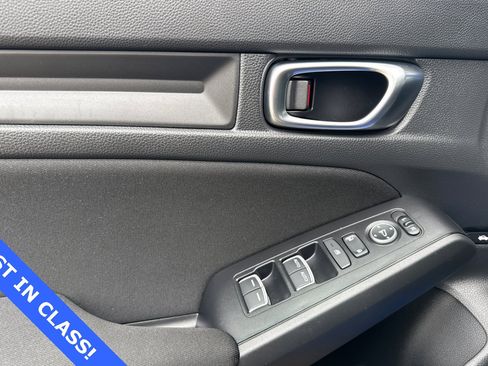 Used 2022 Honda Civic Sport image 12