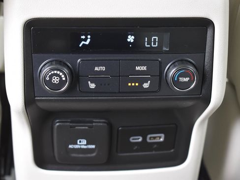 Used 2023 GMC Acadia Denali w/ LPO, Floor Liner Package AWD/4WD image 20