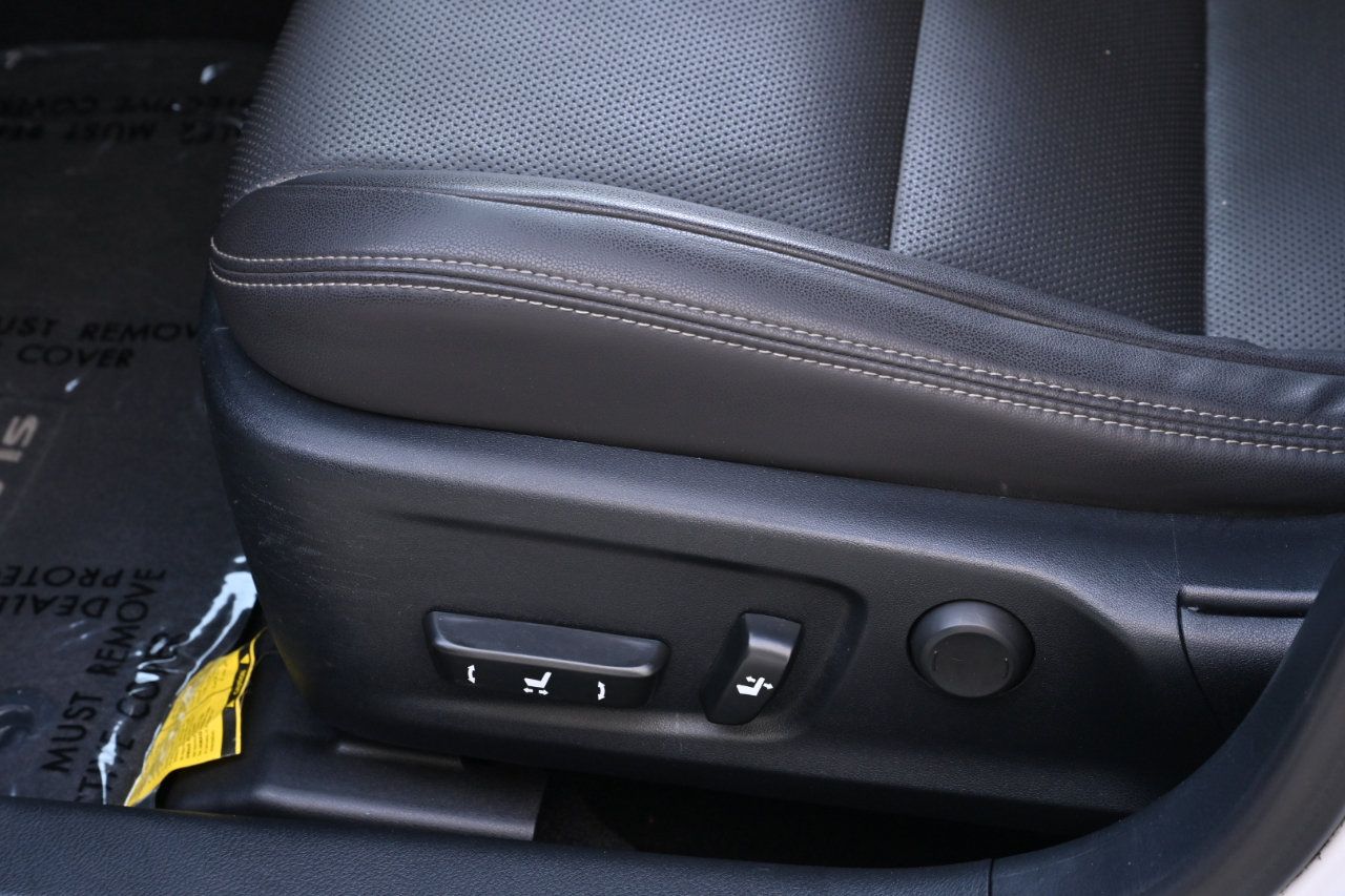 Used 2015 Lexus IS 250 w/ Premium Package RWD image 24