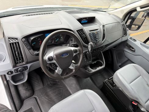 Used 2018 Ford Transit 250 148 Medium Roof image 29