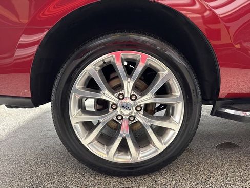 Used 2018 Ford Expedition XLT w/ Equipment Group 202A image 26