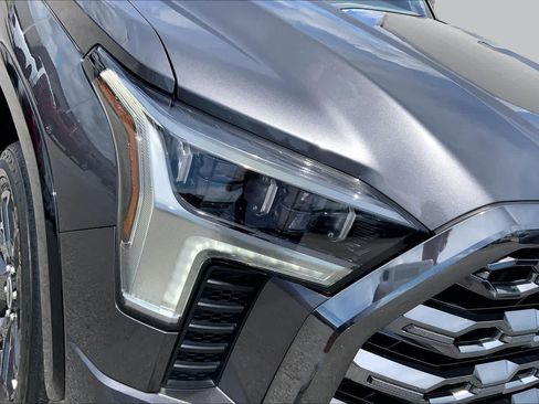 Used 2023 Toyota Tundra Platinum RWD image 28