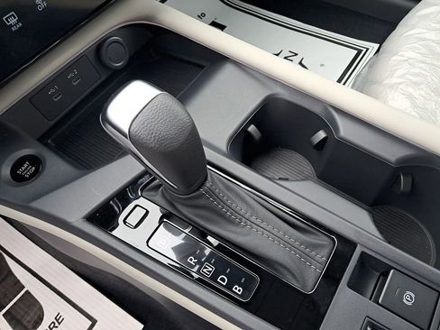 New 2026 Nissan Sentra SL w/ Floor Mat Package FWD image 25