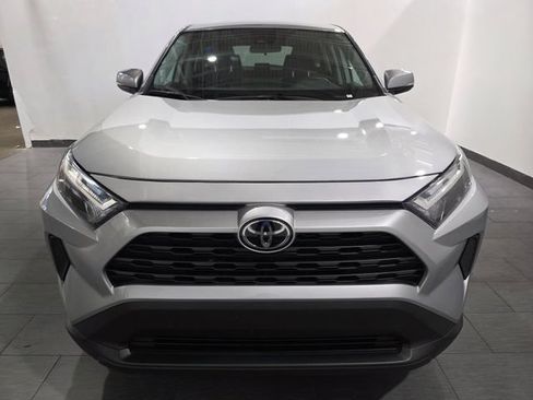 Used 2023 Toyota RAV4 LE AWD/4WD image 8