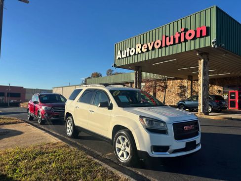 Used 2015 GMC Acadia SLE image 1