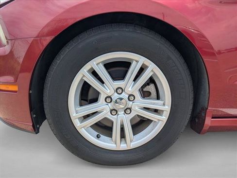 Used 2014 Ford Mustang Coupe RWD image 17