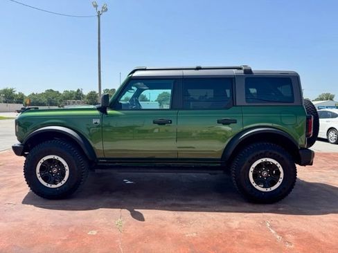 Used 2024 Ford Bronco Big Bend w/ Sasquatch Package AWD/4WD image 9