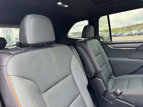 Certified 2025 GMC Acadia AT4 w/ LPO, Floor Liner Package AWD/4WD image 24