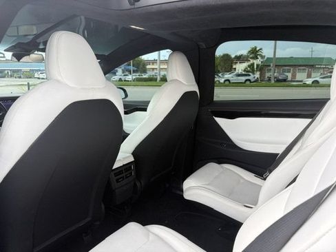 Used 2020 Tesla Model X Long Range AWD/4WD image 6