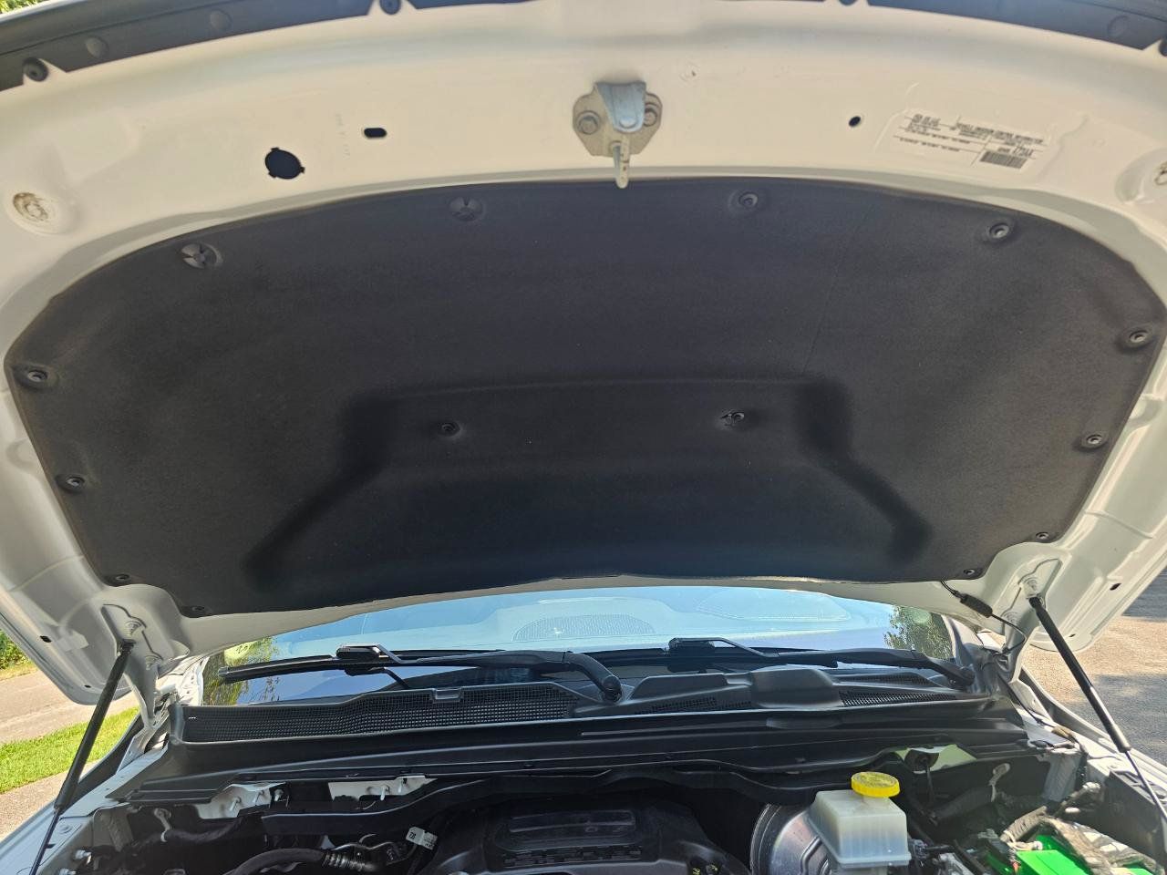 Used 2019 RAM 1500 Laramie AWD/4WD image 26