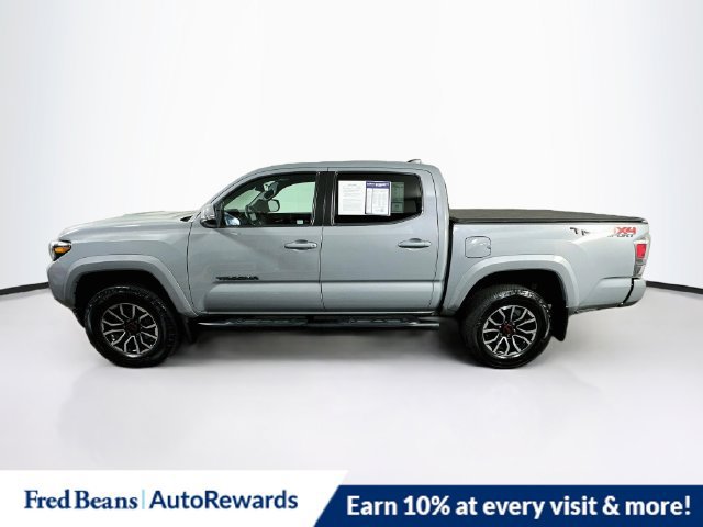 Used 2021 Toyota Tacoma TRD Sport w/ Technology Package AWD/4WD image 5