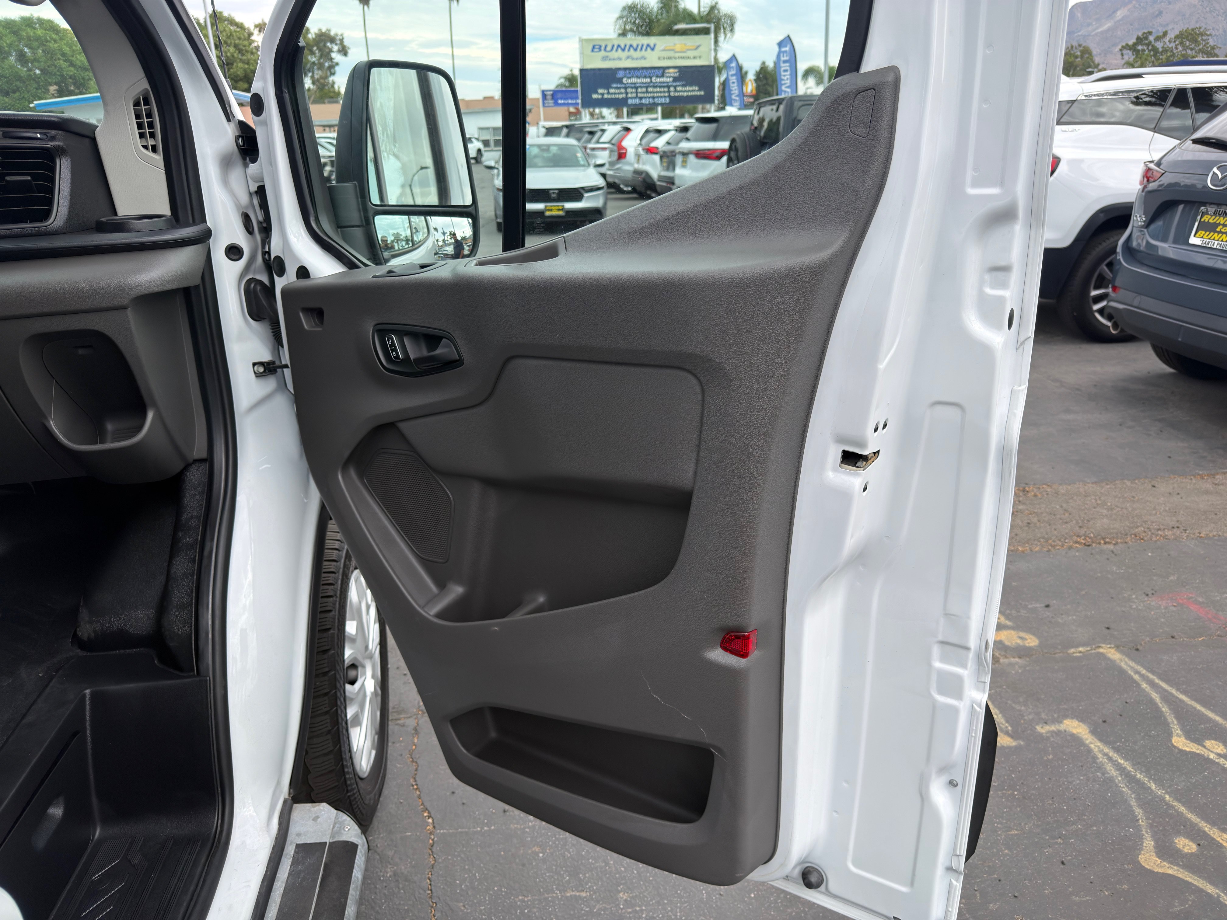 Used 2025 Ford Transit 250 Low Roof w/ Exterior Upgrade Package RWD image 11