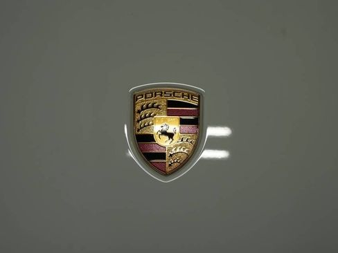 Certified 2025 Porsche Macan AWD/4WD image 29