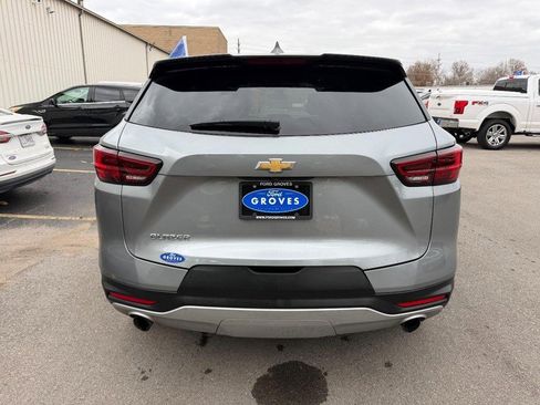 Used 2025 Chevrolet Blazer LT image 7