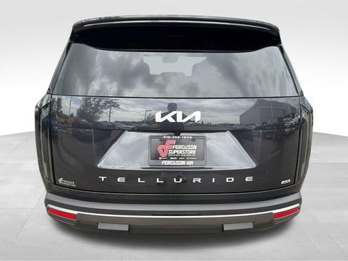 New 2027 Kia Telluride S w/ Towing Package image 6