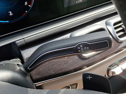 Used 2020 Mercedes-Benz GLE 350 4MATIC image 16