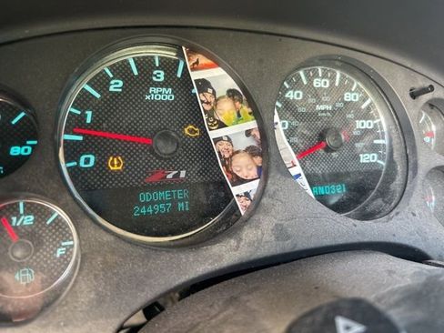 Used 2007 Chevrolet Avalanche LT w/ LT Preferred Equipment Group image 3