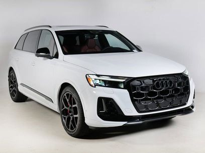 New 2026 Audi SQ7 Premium Plus
