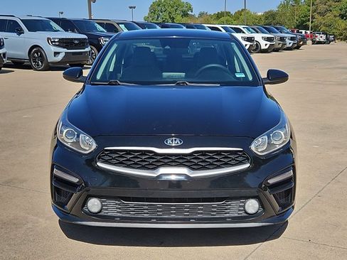 Used 2019 Kia Forte LXS FWD image 2
