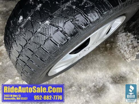 Used 2009 Toyota Matrix S image 39