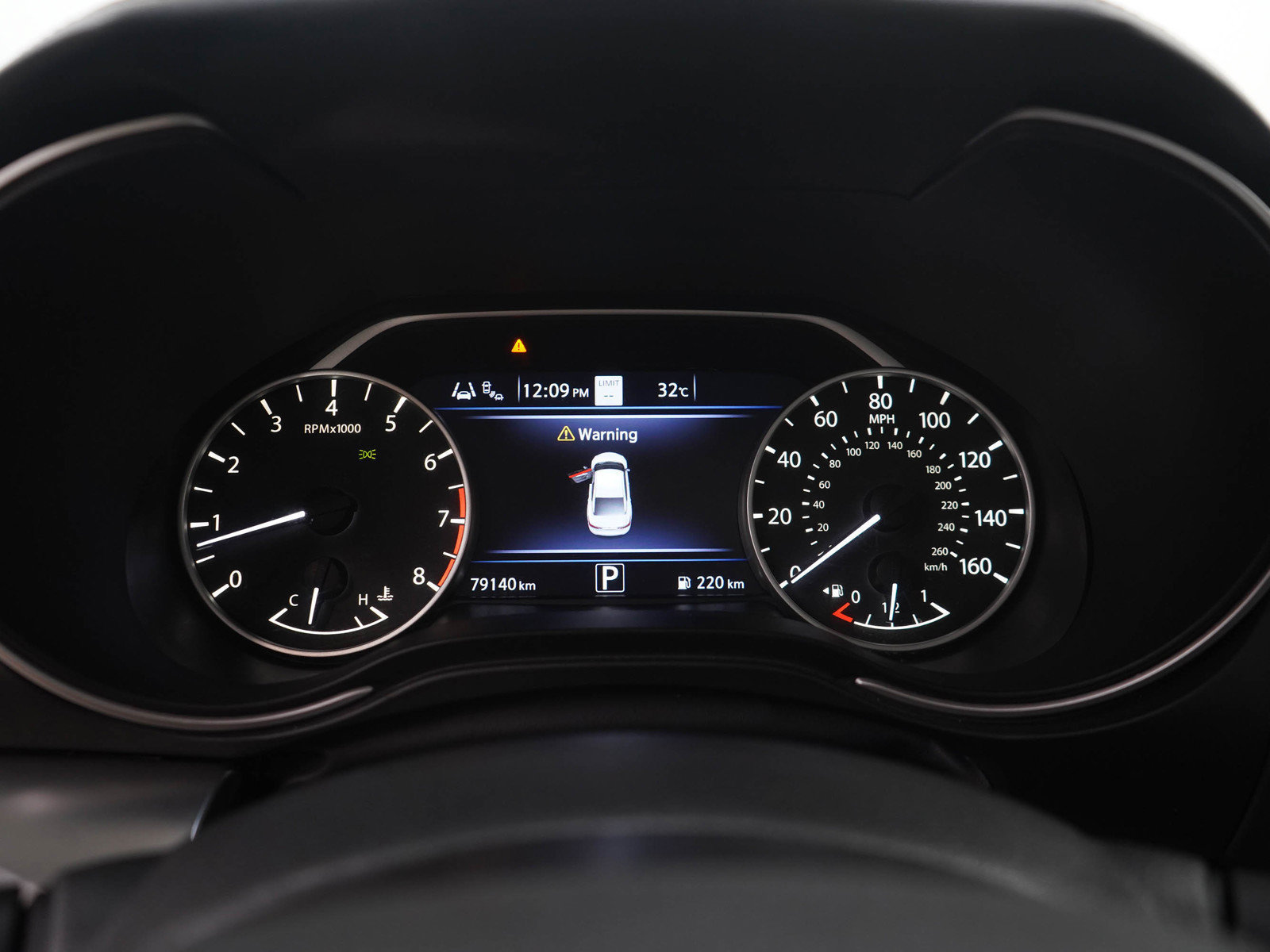 Used 2023 Nissan Maxima SL FWD image 26