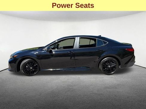 Certified 2026 Toyota Camry SE FWD image 7