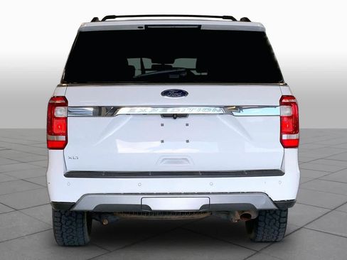 Used 2020 Ford Expedition XLT w/ Equipment Group 202A AWD/4WD image 5