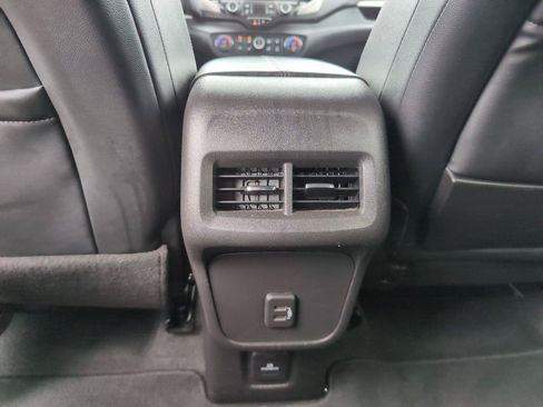 Used 2023 GMC Terrain SLT w/ Elevation Edition FWD image 32