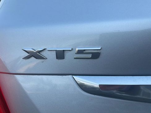 Used 2017 Cadillac XT5 Luxury image 13